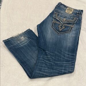 Rock Revival Men's Wesley Straight Medium Wash Jeans